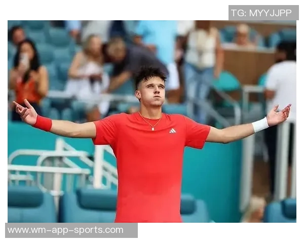 捷克足球新星崛起:当代球员展现国际赛场强大实力 捷克足球新星崛起:当代球员展现国际赛场强大实力